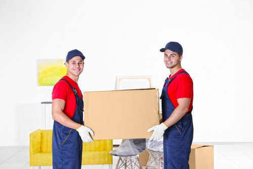 Earls Court movers introducing professional relocation services