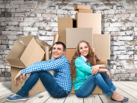 Removal van suitable for small office and home moves in Earls Court
